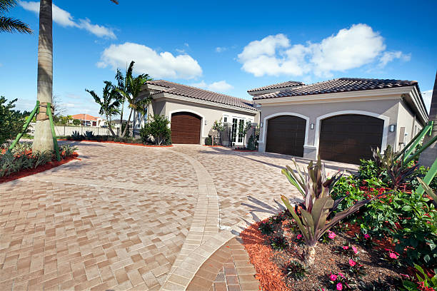 Best Residential Driveway Paver Services  in Wauconda, IL